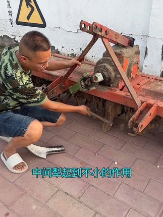 旋耕机铸钢一体铸造加厚中间犁