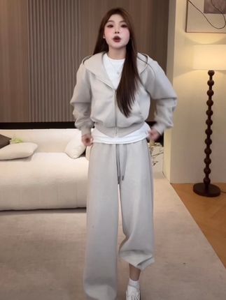什么都不图你的人 走的时候最干脆 #秋日户外就穿琥珀系 #琥珀流光穿搭 #琥珀流光 #秋上新来抖音