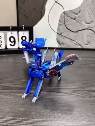 就这两个小车车,谁拿到手不香迷糊 #合体飞龙 #我的玩具分享