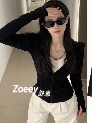 【高定版】修身短外套美式运动正肩收腰开衫春秋款修身运动卫衣#爆款热卖中 #显瘦穿搭 #好物推荐🔥 #美出高级感@DOU+小助手 @DOU+上热门 @DOU+好生意 @抖音小助手