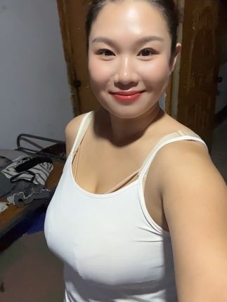 如果以前你告我世界有真爱或许我会加上微信互相讨论一下,现在你告诉我你爱我,信不信我拿耳光抽你,是你不清醒还是我没脑子,能走到现在我排了多少雷,被炸多次受了多少伤。 #致敬了不起的她 #爱运动的小姐姐 #健身 #自律的顶端就是享受孤独
