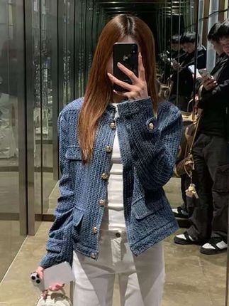 高级感蓝色肌理感提花牛仔外套女春秋韩版宽松显瘦夹克长袖短外套#早秋穿搭#遮肉显瘦#修身百搭#谁穿谁好看#秋季必备