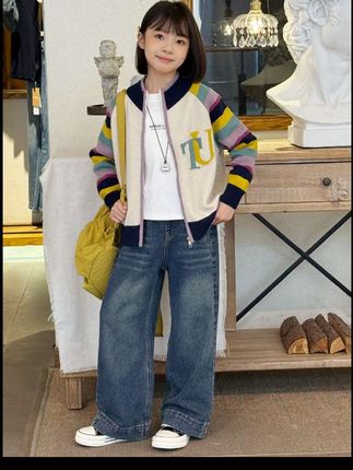 #女童套装 #潮童穿搭 #怎么穿都好看 家有萌娃看过来~拼色针织外套搭配阔腿牛仔裤,简约又时尚,轻松穿出活力感,宝贝穿超合适~