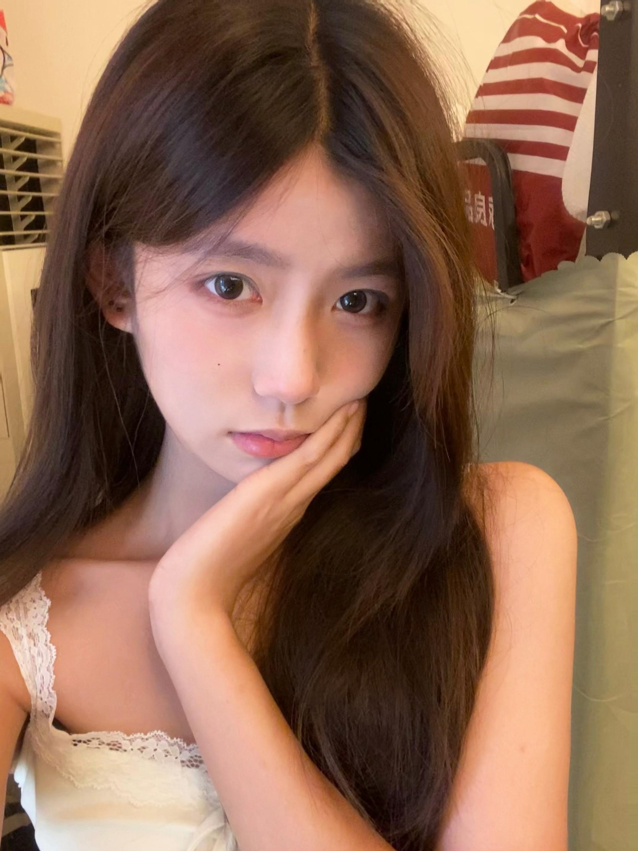 只要我足够像她你就会爱我了吗