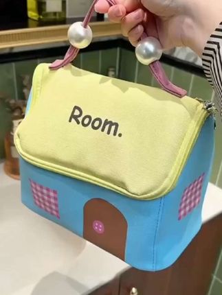 姐妹们 出差旅行多,化妆品还巨多的姐妹闭眼冲就对了!颜值真的好好看,关键它还巨能装!!!#超便宜超划算#化妆包#贴身衣物 #好物推荐🔥 #好东西一起分享