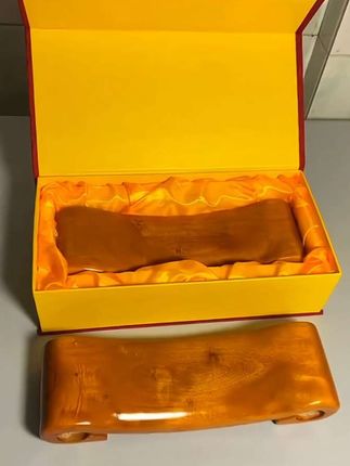 失眠?睡不香?试试这款天然木枕 古法工艺 匠心手作,木质温润如玉 淡淡幽香 承托颈脊,如意祥瑞 枕来好运#非遗文化传承 #古法工艺 #实木枕头 #木雕工艺品 #金丝楠木枕