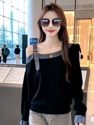 #春秋穿搭 #休闲穿搭 #百搭上衣 #初秋一周不重样穿搭#被秋日的氛围感穿搭拿捏了