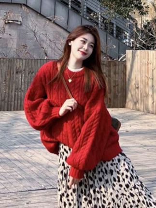 #针织毛衣 #百搭毛衣 #穿出高级感 #慵懒风穿搭 #早秋穿搭 @DOU+好生意 @DOU+上热门 @DOU+小助手