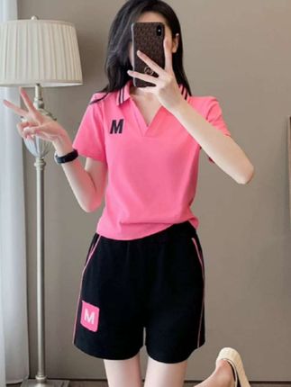 2025夏季新款粉色时尚运动服套装女洋气减龄小个子短袖短裤两件套#爆款热卖中 #时尚套装#质量可靠