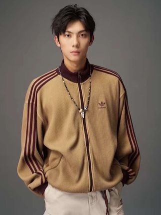 #早秋中性风穿搭 阿迪达斯 (adidas)华夫格立领运动宽松夹克外套KC2620#爆款热卖中 #谁穿谁好看#穿搭#外套@DOU+小助手 @DOU+上热门 @DOU+好生意