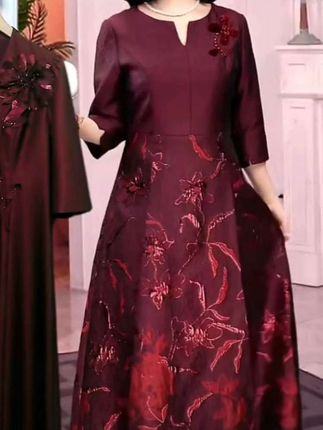 2025年春夏季新款高贵婚宴妈妈装洋气#礼服提花喜婆婆#小个子A摆裙#宴会礼服穿搭