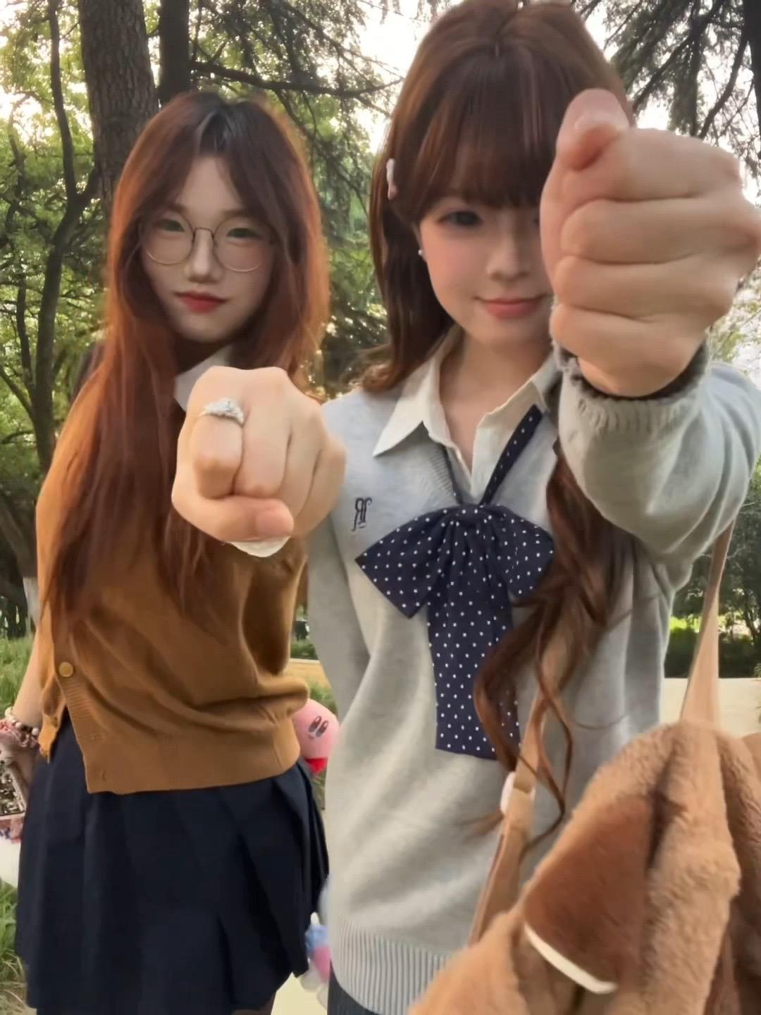 其实每天都是T^T的 和你见面会变成˶>𖥦< @我爱烤面包