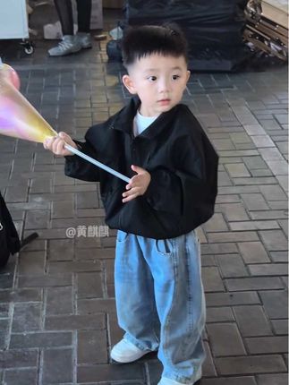 给儿子穿的又潮又酷出门回头率巨高! #男宝穿搭 #人类幼崽又奶又酷穿搭 #潮酷男孩 #入秋穿搭 #男童穿搭