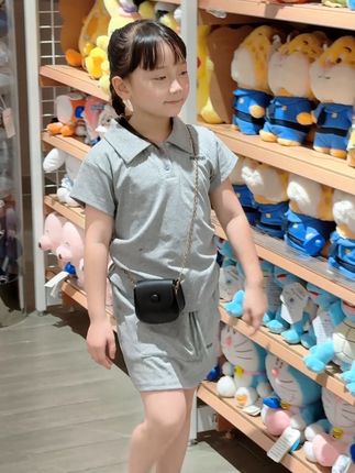 还是喜欢给孩子穿套装,省时省力还好看,一套韩里韩气的巨洋气,做工品质也很好,闭眼入! #女童穿搭 #生女儿就是用来打扮的#萌娃穿搭分享#女宝穿搭 #夏天该有的样子