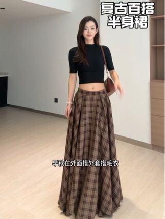 好有复古感#格子控 #半身裙 #长裙 #梨形身材穿搭 #复古穿搭