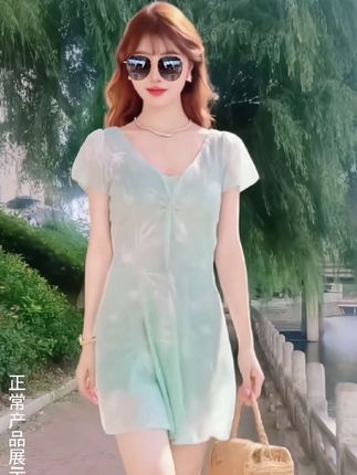 #恋夏一族驾到通通闪开#夏日轻氧感穿搭给视觉降降温#新款泳衣#时尚泳衣#爱了爱了