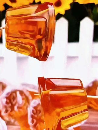 #测评被夸爆的国产小零食'我又找到了小朋友喜欢吃的秋梨枇杷果冻,晶莹剔透Q弹爽滑,吃起来就是枇杷秋梨的清甜味#零食推荐 #好物推荐🔥 #秋梨枇杷果冻 @DOU+小助手