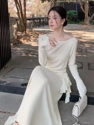轻熟风性感风法式老钱风时尚套装显瘦吊带森系针织上衣半身裙温柔#极简主义 #高级感穿搭 #穿出高级感 #气质优雅大方 #显高显瘦