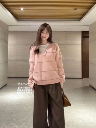 韩系氛围感拉满了!!#ootd分享 #毛衣搭配#早秋穿搭#秋季搭配 #显白