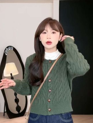 YOMI小个子【温柔姐系】拉夫风麻花编织中古风针织开衫毛衣长袖女#高级穿搭 #气质范 #甜美穿搭