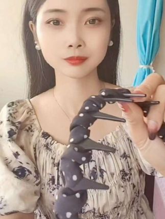 波点飘带发箍女新款时尚气质发带丝巾绑发外出百搭编发头饰发饰#飘带发箍#头饰发饰#好物分享
