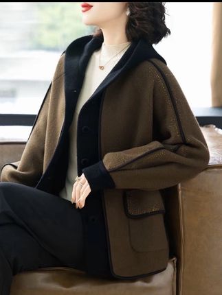 #早秋穿搭显贵法则 #外套穿搭 #秋冬妈妈装外套