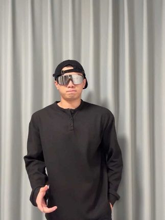 回复 @ooohl的评论 普通人的noc穿搭:还得这种不挑建模,不吃经济和身材的。#健身 #型男穿搭 #穿衣显瘦 #男生穿搭 #逆袭