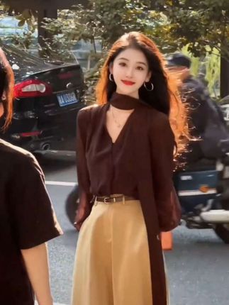 #减龄气质 #通勤搭配 #情侣出街穿搭指南