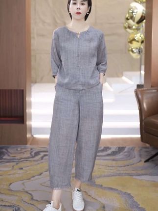 #夏日穿搭小心机 气质优雅复古韩版百搭上衣+宽松阔腿裤套装#减龄气质 #洋气上档次 #遮肉显瘦#面料柔软舒适