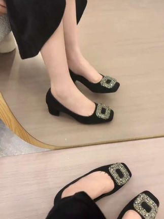 #气质高跟鞋 #软底软面穿上超舒服 #好穿不累脚 #穿出高级感 #百搭鞋子
