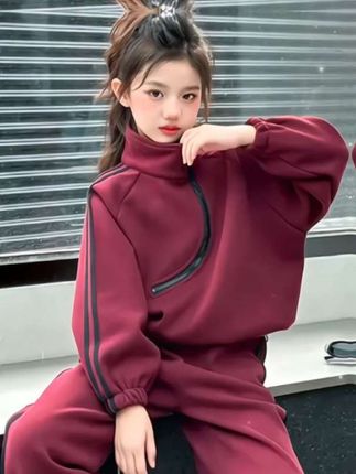 新款韩系洋气时髦套装!#生女儿就是用来打扮的女童运动套装2025新款秋冬装洋气时髦冬装衣服儿童加绒卫衣两件套#这也太好看了 #运动休闲套装 #谁穿谁好看 #好看的衣服都在这里