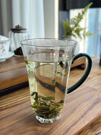 坐下来 喝口茶吧#下午茶 #喝茶 #茶具 #召唤茶友