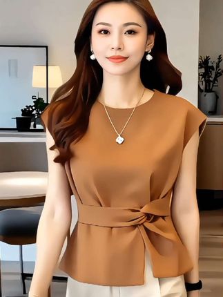 韩版收腰飞袖两件套 韩版收腰飞袖两件套 夏季慵懒风女装韩版轻熟风收腰飞飞袖短袖上衣两件套#气质穿搭 #洋气减龄 #显瘦穿搭 #谁穿谁好看 #时尚两件套@抖加🔥上热门🔥dou+🔥热点宝 @DOU+小助手 @生活服务热点中心