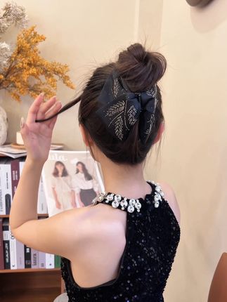 #头饰发饰美出高级感 #优雅气质 #头饰发饰 #仙女必备 #我又心动了