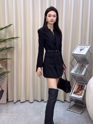 #秋季新款穿搭#遮肉显瘦遮肉减龄 #时尚洋气减龄穿搭 #气质女神穿搭 #时髦精的ootd @抖加🔥上热门🔥dou+🔥热点宝 @抖音创作小助手 @巨量千川