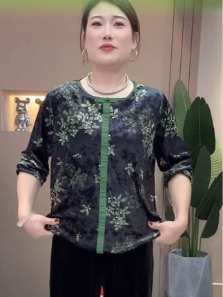 #显瘦搭配 #妈妈套装 #妈妈装#中老年女装 #时尚套装