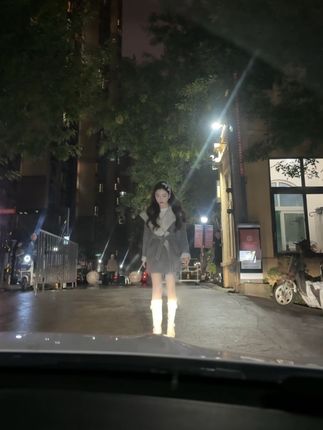 挣钱苦吗 我告诉你不挣钱才叫苦 花别人的钱更苦 哭着求别人的时候更苦
