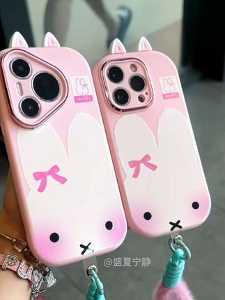 @DOU+上热门 好朋友送我的米菲兔🐰壳壳真的很好看啊!#这个手机壳真的长在我心巴上了 #手机壳推荐 #数码科技 欧克里里米菲兔耳朵挂绳适用苹果17/16手机壳华为vivo小米15oppo@DOU+小助手 @巨量千川