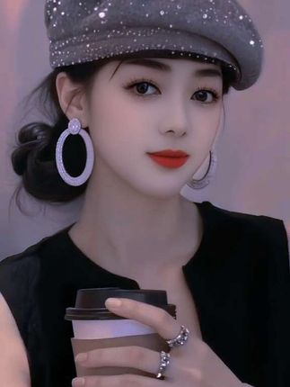 改变发型改变自己,养发护发,我的头发我做主,喜欢的点个赞,亲们下午好!