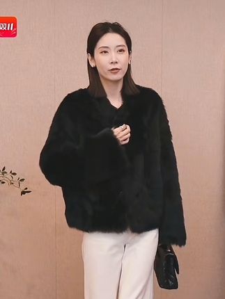 【CHENSMCHEN×JCSO】进口托斯卡纳黑色皮毛一体短款外套#陈什么陈 #皮草穿搭 #进口托斯卡纳皮毛一体 #皮毛一体外套 #高级感穿搭