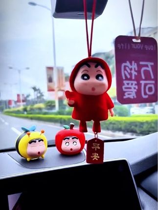 #汽车挂件 #汽车用品 #挂件 蜡笔小新汽车挂件!书包挂件