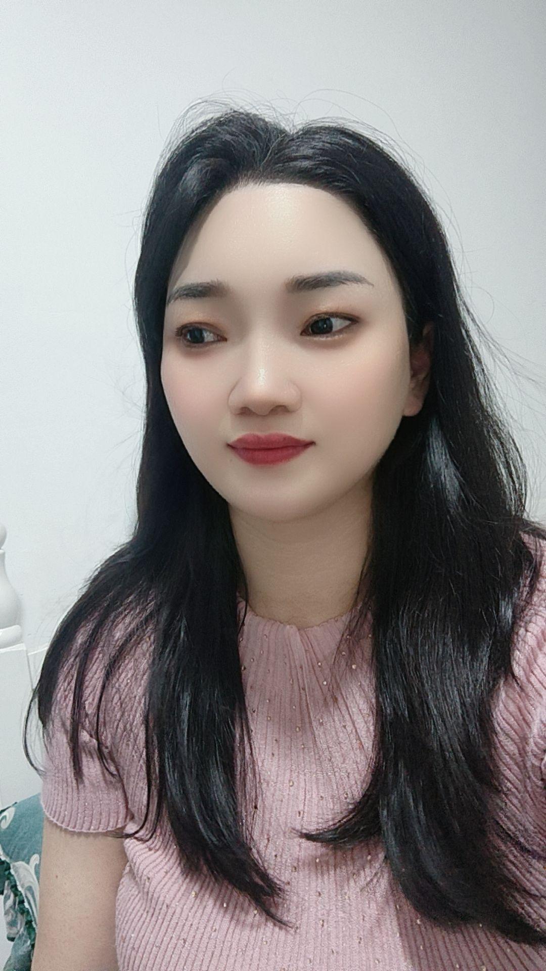 接受自己的迟钝和平庸,允许自己出错,允许自己偶尔断电,放下焦虑,接受每一个阶段的自己,