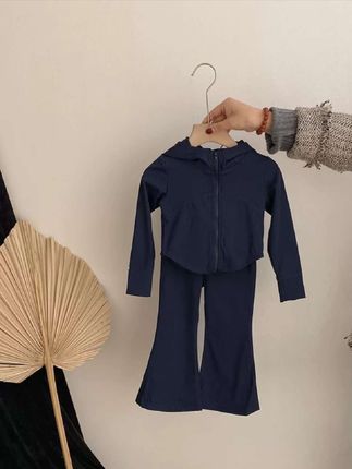 #女童套装#童装女童时尚百搭连帽外套#喇叭裤瑜伽服套装#女童瑜伽服#女童穿搭