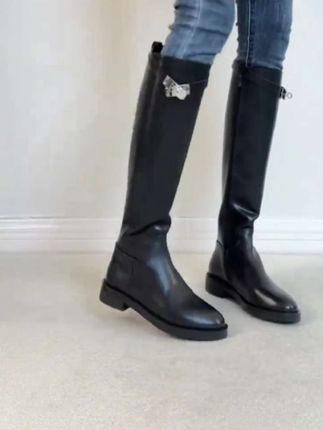 “不掉筒!还显瘦!秋日氛围感长靴!”#鞋控の日常  #不掉筒长靴  #好穿的靴子  #超A靴子 #显瘦的靴子