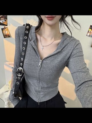春秋连帽短款设计感上衣女拉链甜辣显瘦长袖开衫潮#亲肤舒适#秋季新款#长袖上衣#显瘦搭配#好物分享