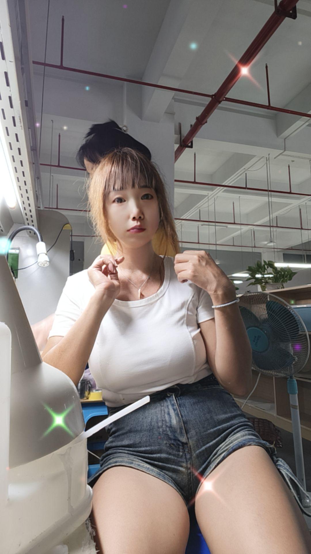 真的想找男朋友一起进厂一起上班。一起下班。一起睡觉。可是好难😭