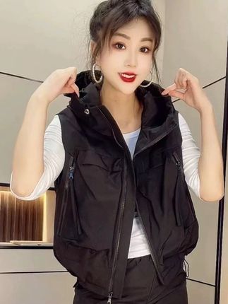 欧货工装马甲外套女款春秋新款小个子连帽休闲马夹背心时尚坎肩潮#工装马甲 #背心 #马夹 #连帽外套 #春秋穿搭