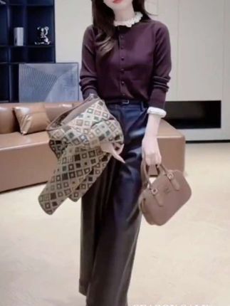 #强烈推荐 #美不美你说了算 #气质穿搭