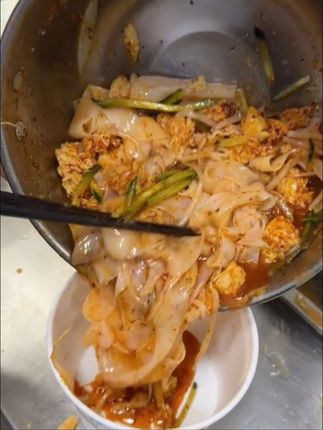 夏天来一碗麻辣凉皮太舒服了#强烈推荐 #特色美食小吃 #凉皮