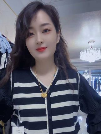 可以穿到200斤的大码针织拼接上衣#大码女装#遮肉显瘦 #面料柔软舒适#显瘦穿搭
